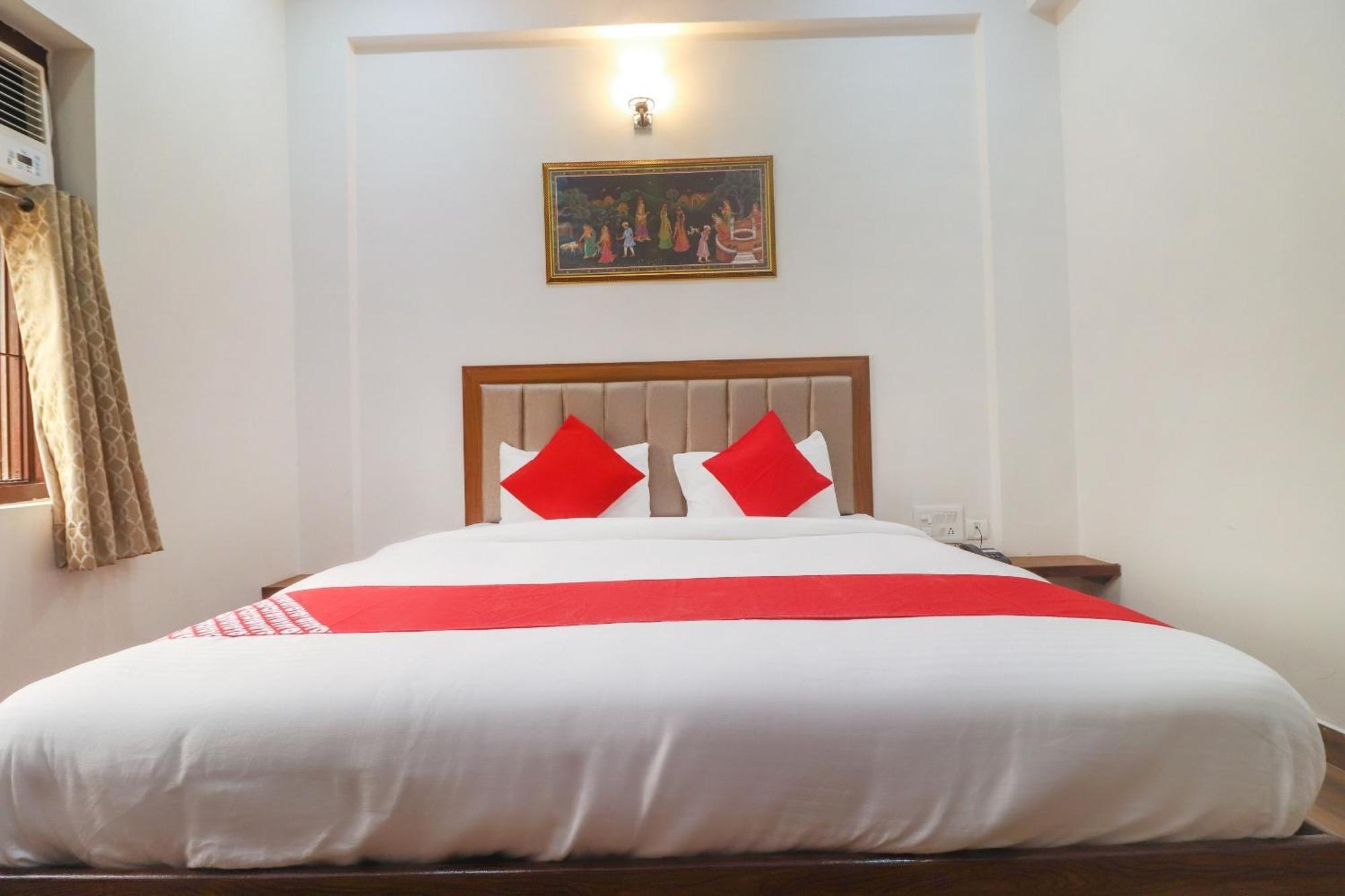 Hotel O Taj Classic Tajganj Exterior photo