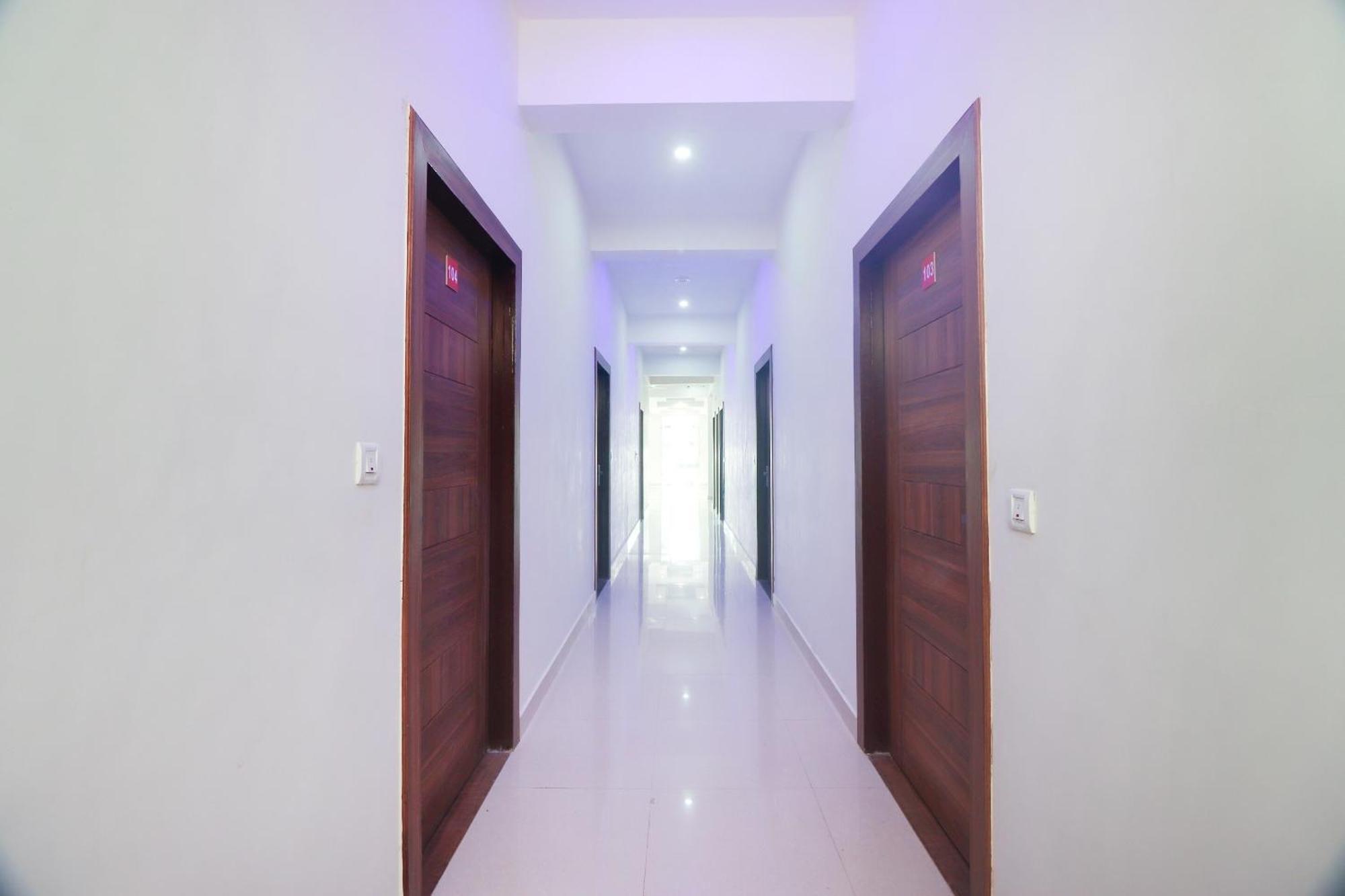 Hotel O Taj Classic Tajganj Exterior photo